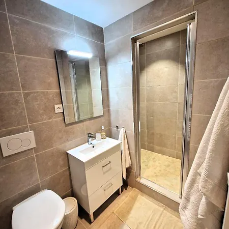 Terrasse Xxl En Plein Centre Nid Urbain Pour Couples & City-break 아파트 *